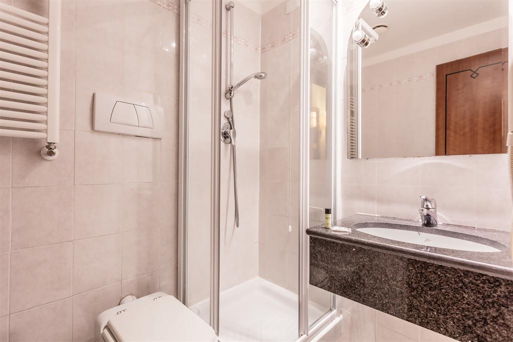 Raeli Floridia Hotel Roma